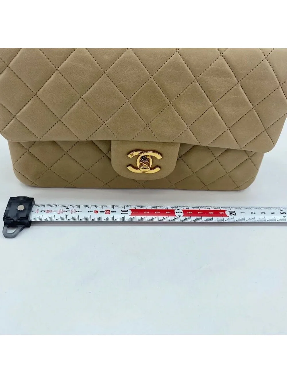 Chanel Shoulder Bag Quilted 23